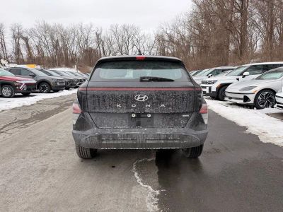2024 Hyundai Kona SE - Photo 5