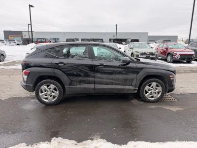 2024 Hyundai Kona SE - Photo 3