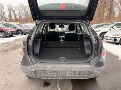 2024 Hyundai Kona SE - Photo 28