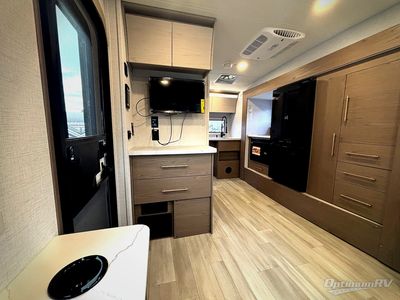 2026 Grand Design Serenova - Photo 7