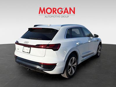 2024 Audi Q8 e-tron - Photo 5