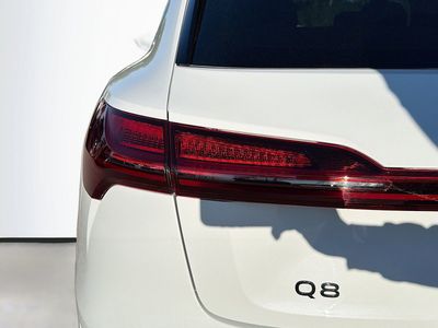 2024 Audi Q8 e-tron - Photo 10