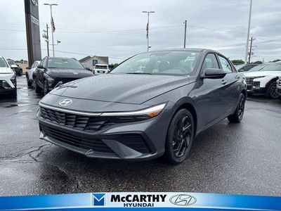 2026 Hyundai Elantra — photo 22 view