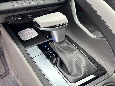 2026 Hyundai Elantra — photo 36 view