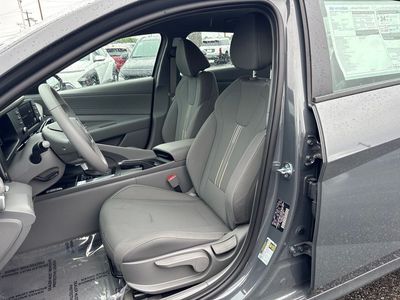 2026 Hyundai Elantra — photo 8 view