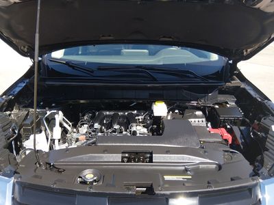 2025 Nissan Pathfinder - Photo 9