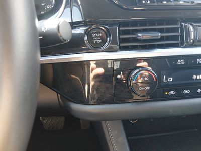 2025 Nissan Pathfinder - Photo 13