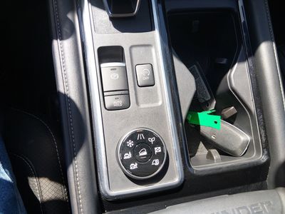 2025 Nissan Pathfinder - Photo 20