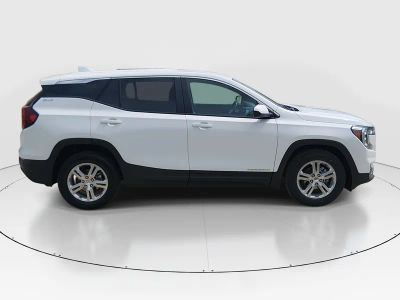 2024 GMC Terrain — photo 8 view