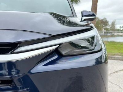2025 Lexus TX — photo 9 view