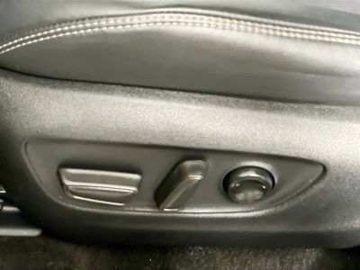 2022 Toyota RAV4 — photo 13 view