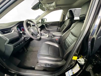 2022 Toyota RAV4 — photo 12 view