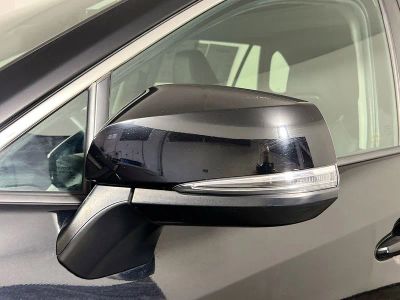 2022 Toyota RAV4 — photo 10 view
