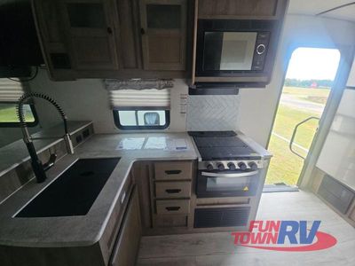 2022 Forest River RV Surveyor Legend - Photo 21