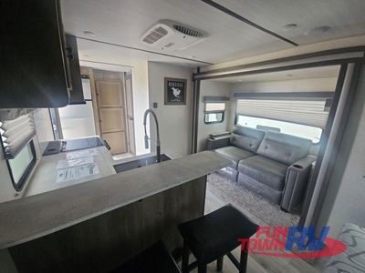 2022 Forest River RV Surveyor Legend - Photo 4