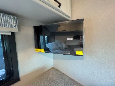 2027 Thor Motor Coach OMNI TRAIL — photo 17 view
