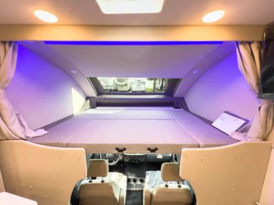 2027 Thor Motor Coach OMNI TRAIL — rear three-quarter view