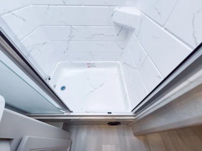 2027 Thor Motor Coach OMNI TRAIL — photo 19 view