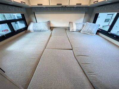2027 Thor Motor Coach OMNI TRAIL — photo 16 view