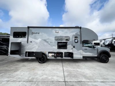 2027 Thor Motor Coach OMNI TRAIL — photo 24 view