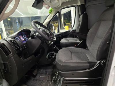 2024 Ram ProMaster Cargo Van — photo 16 view