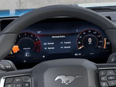 2026 Ford Mustang - Photo 13