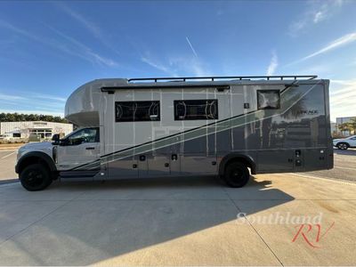 2026 Grand Design Lineage Series F - Photo 8