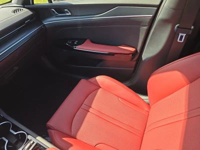 2026 Kia K5 — photo 14 view