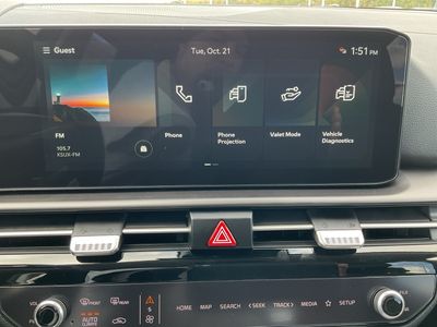 2026 Kia Sportage — photo 12 view