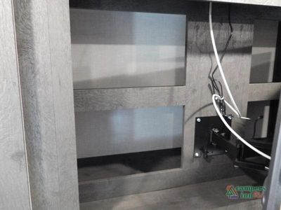 2025 Venture RV Sienna - Photo 29