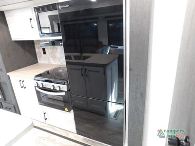 2025 Venture RV Sienna - Photo 38