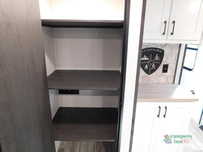2025 Venture RV Sienna - Photo 41