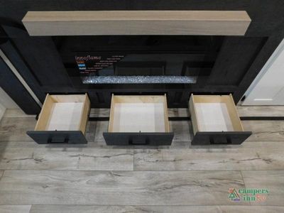 2025 Venture RV Sienna - Photo 30