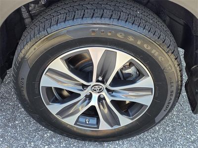 2022 Toyota Highlander Hybrid — photo 39 view