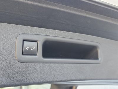 2022 Toyota Highlander Hybrid — photo 15 view