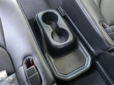 2022 Toyota Highlander Hybrid — photo 11 view