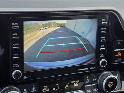 2022 Toyota Highlander Hybrid — photo 17 view