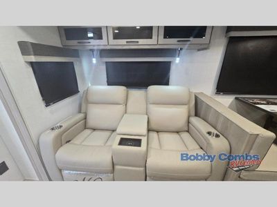 2026 Forest River RV Rockwood Ultra Lite - Photo 13
