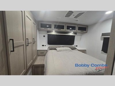 2026 Forest River RV Rockwood Ultra Lite - Photo 19
