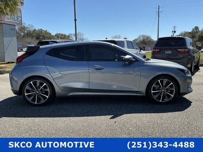 2020 Hyundai Veloster - Photo 11
