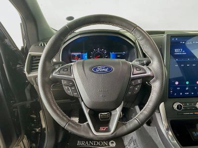2023 Ford Edge — photo 9 view