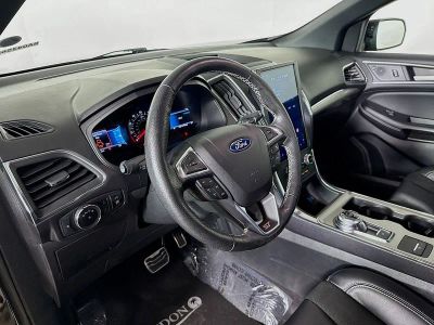 2023 Ford Edge — photo 7 view
