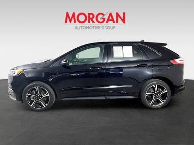 2023 Ford Edge — engine compartment view