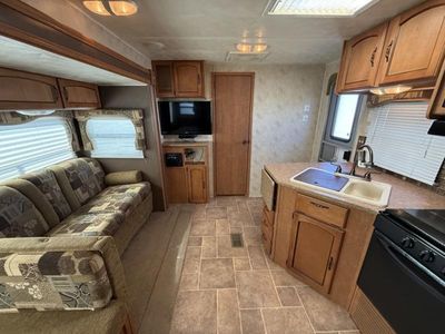 2011 Palomino Puma - Photo 10