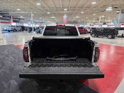 2016 GMC Sierra 1500 — detail view