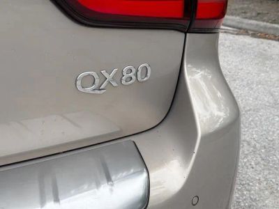 2023 INFINITI QX80 — photo 11 view