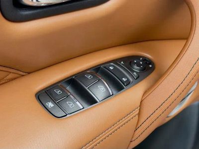2023 INFINITI QX80 — photo 26 view