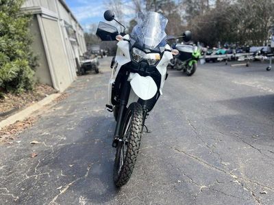 2025 Kawasaki KLR650 Pearl Crystal White/Metallic Carbon Gray ABS - Photo 2