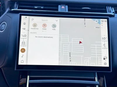 2026 Land Rover Range Rover Velar — photo 32 view