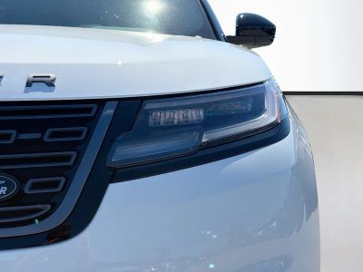 2026 Land Rover Range Rover Velar — photo 9 view